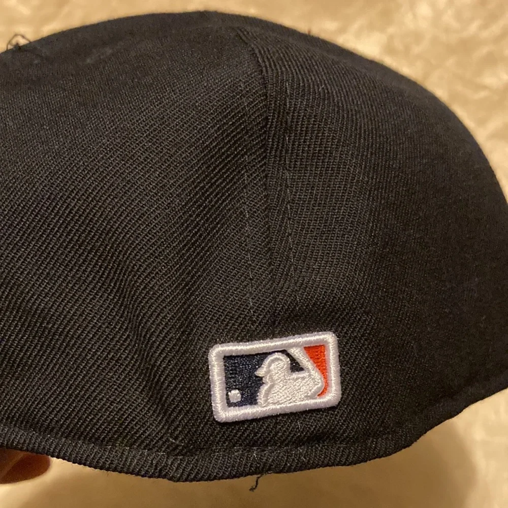 New Era  San Diego Padres Fitted Hat